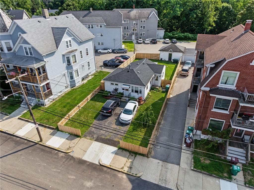 348 Park Place photo 40