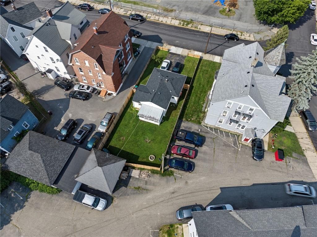 348 Park Place photo 35