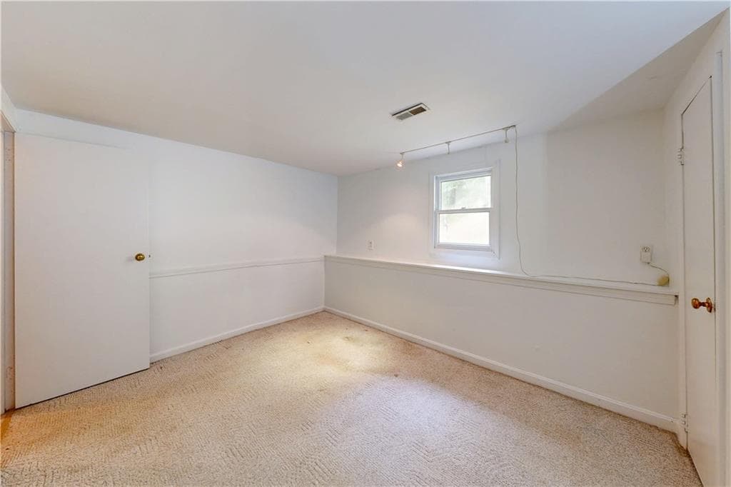 209 Shannock Road photo 28