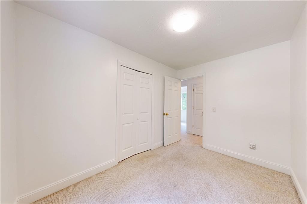 209 Shannock Road photo 15