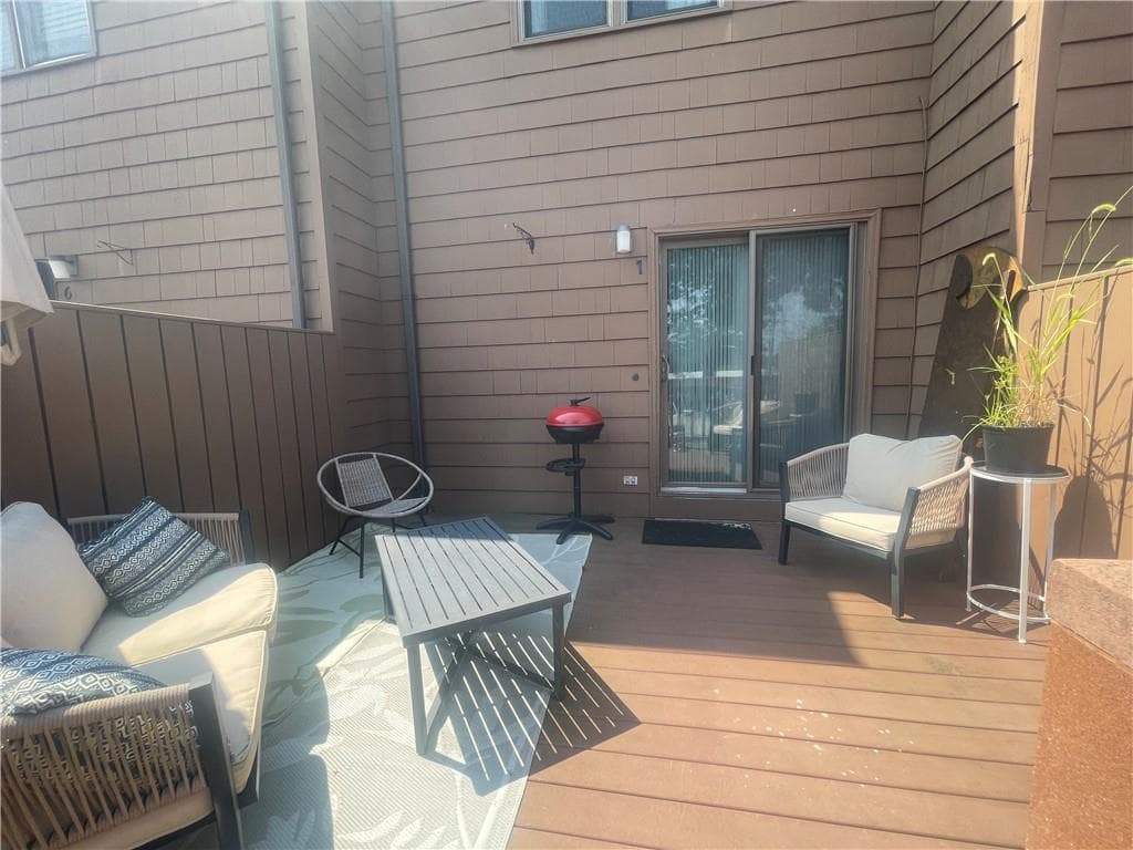 275 Grotto Avenue UNIT 7 photo 28