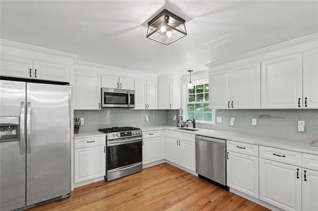 145 Grandview Avenue photo 17