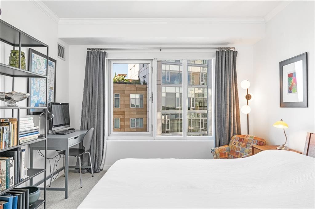 100 Exchange Street UNIT 1302 photo 17