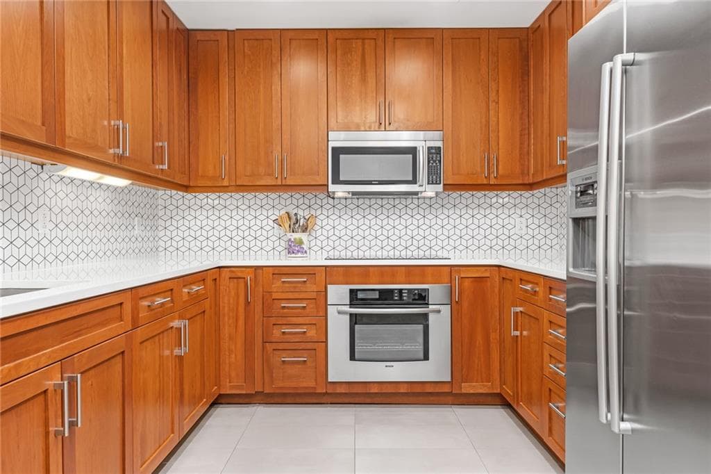 100 Exchange Street UNIT 1302 photo 3