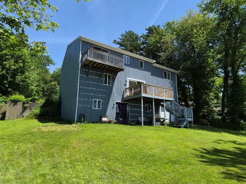 2484 Hartford Avenue photo 42