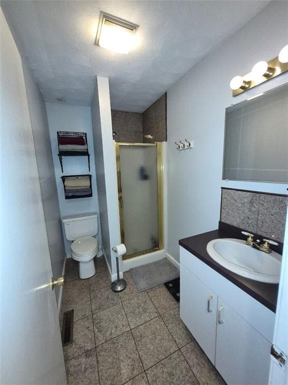 2484 Hartford Avenue photo 16
