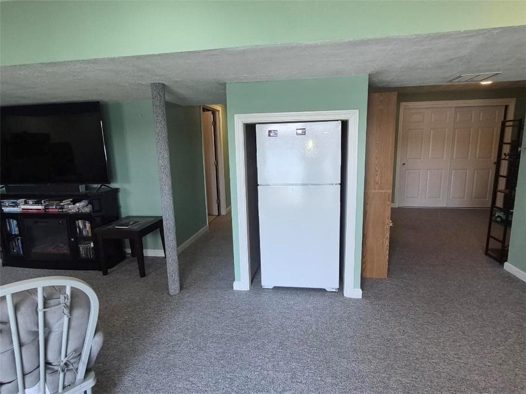 2484 Hartford Avenue photo 35