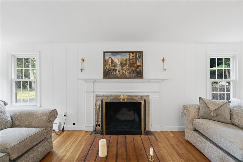 465 Red Chimney Drive photo 9