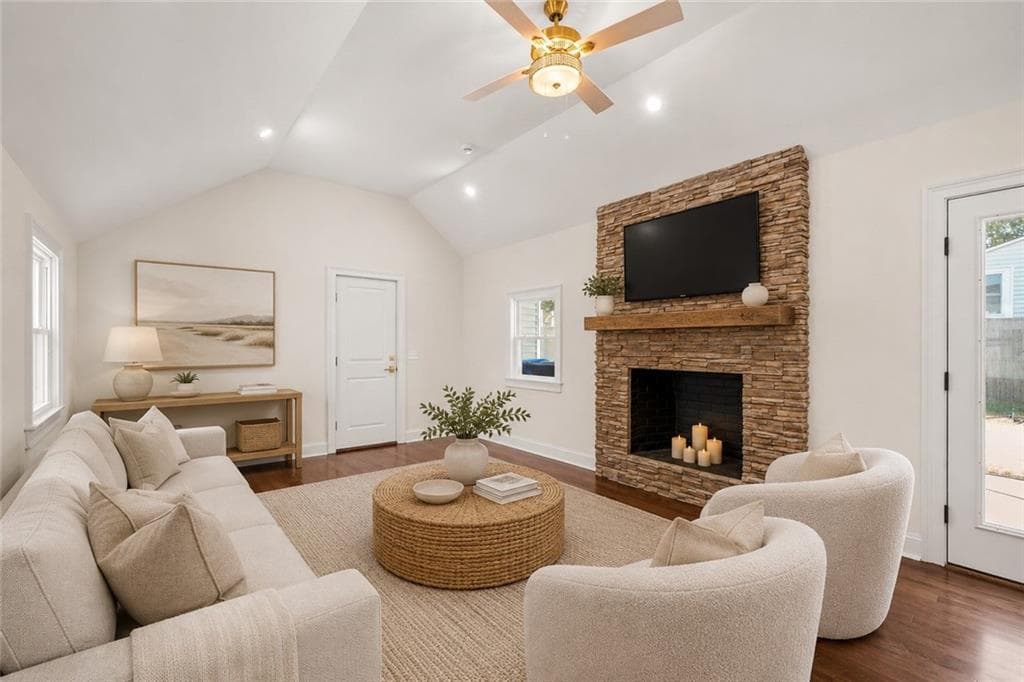 21 Russell Avenue photo 25