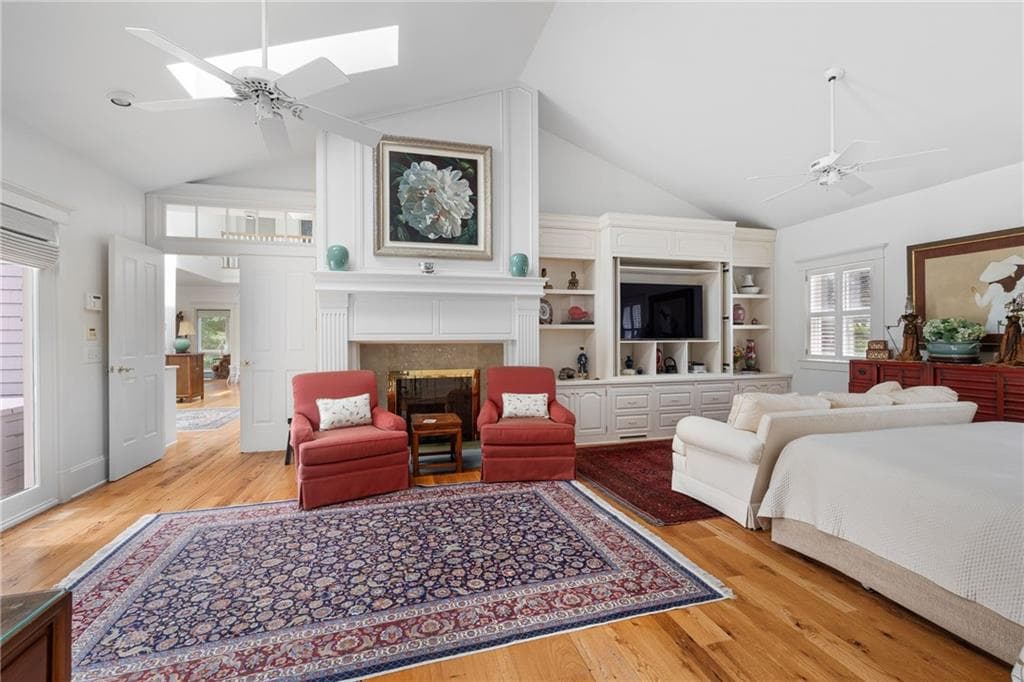 Single Family Residence at 464 Black Point Lane, Portsmouth, photo 17 of 49