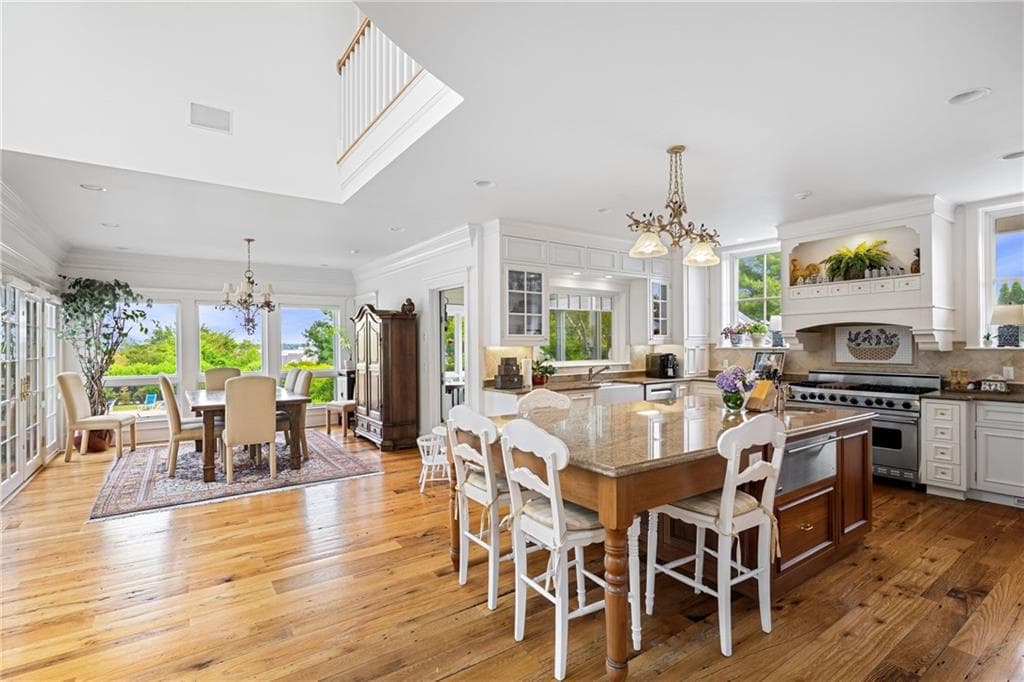 Single Family Residence at 464 Black Point Lane, Portsmouth, photo 12 of 49