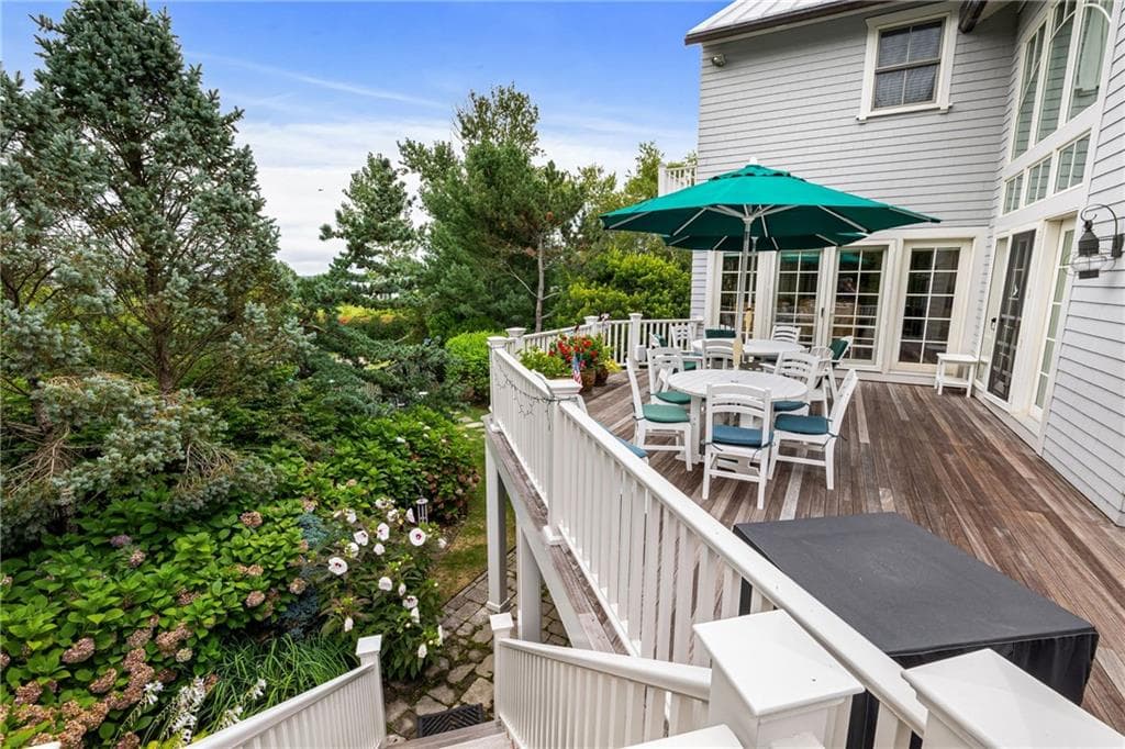 Single Family Residence at 464 Black Point Lane, Portsmouth, photo 25 of 49
