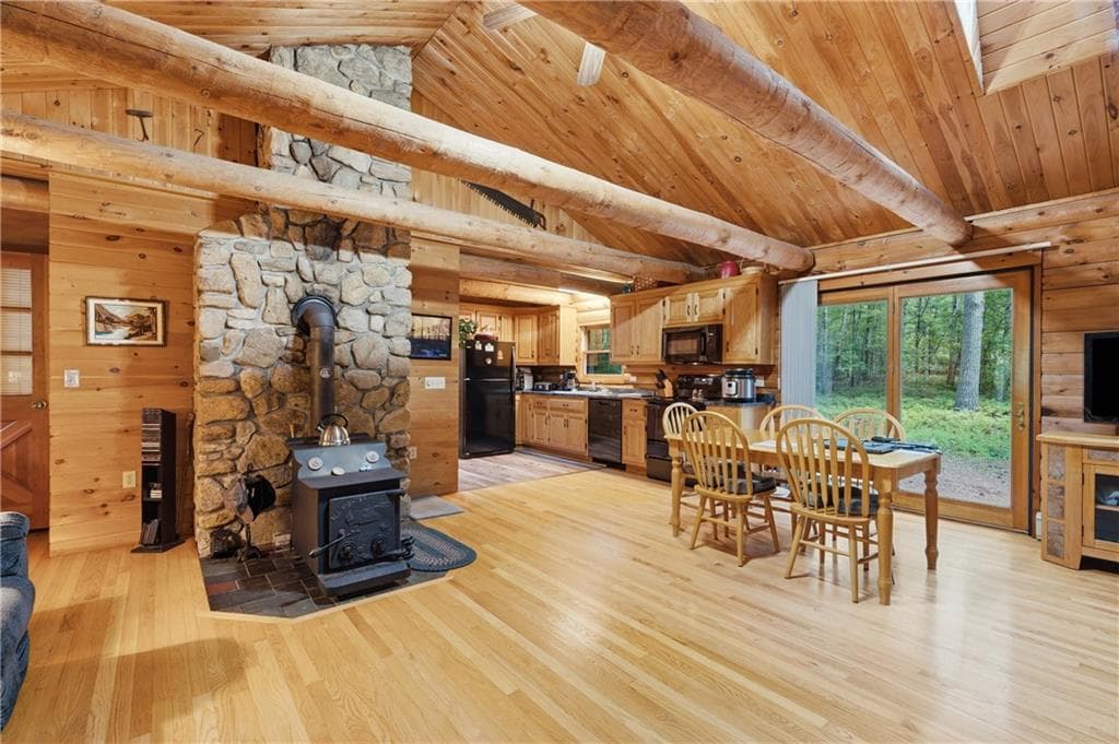 Single Family Residence at 340 Snake Hill Road, Burrillville, photo 12 of 31