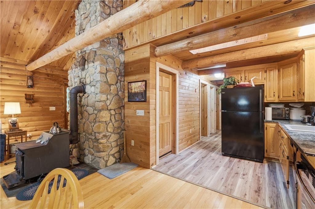 Single Family Residence at 340 Snake Hill Road, Burrillville, photo 15 of 31