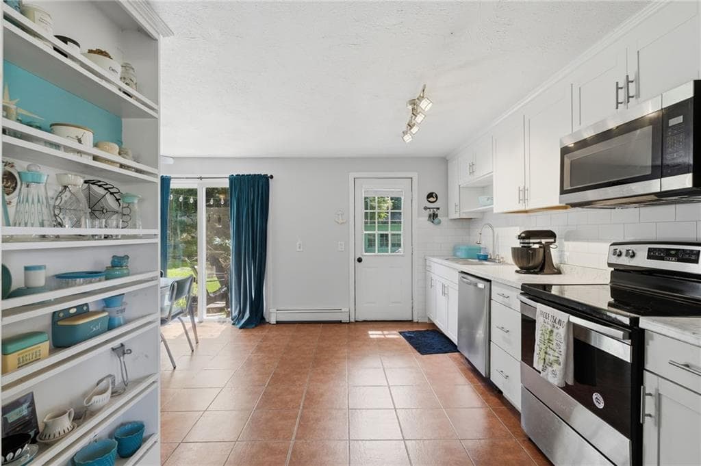 2956 Hartford Avenue photo 26