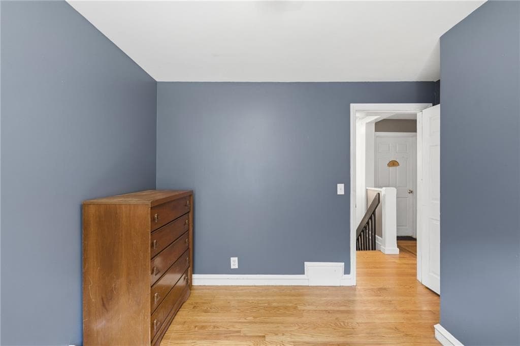 2956 Hartford Avenue photo 14