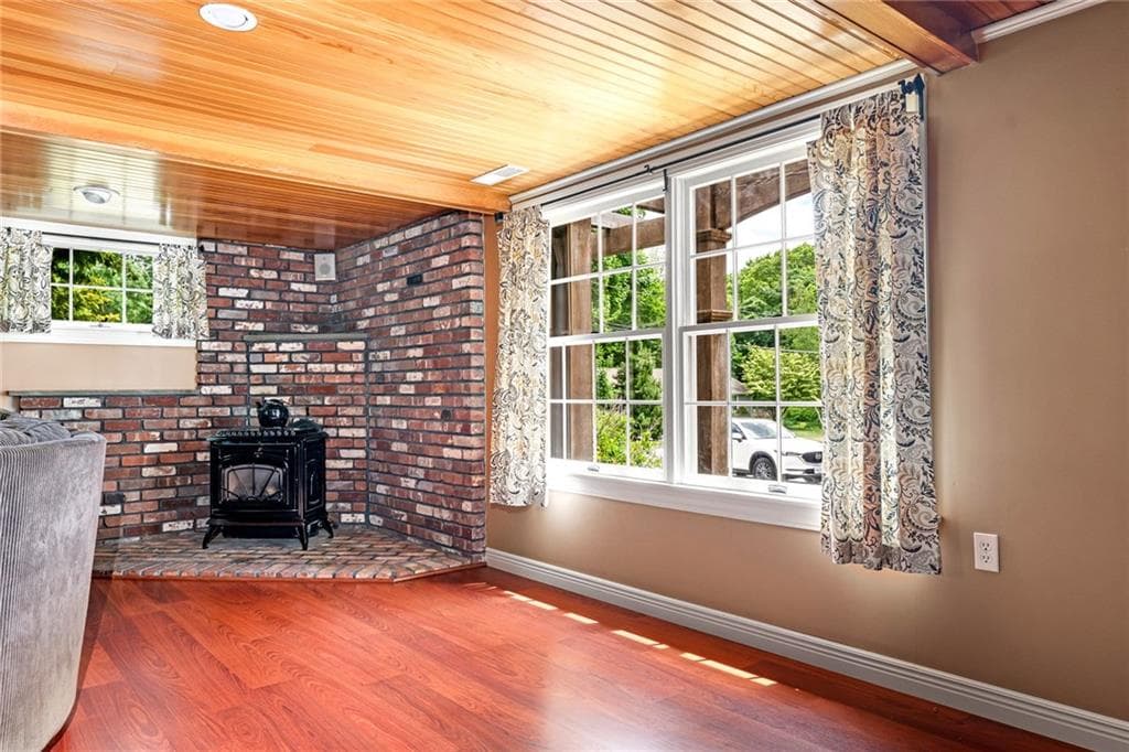 74 Oakwoods Drive photo 17