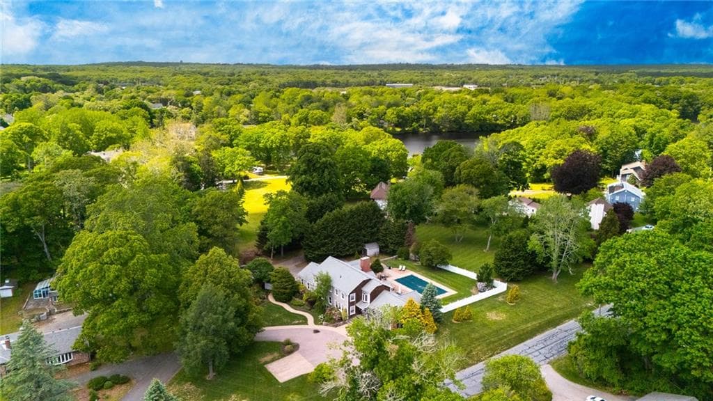 74 Oakwoods Drive photo 41
