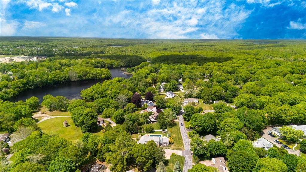 74 Oakwoods Drive photo 40