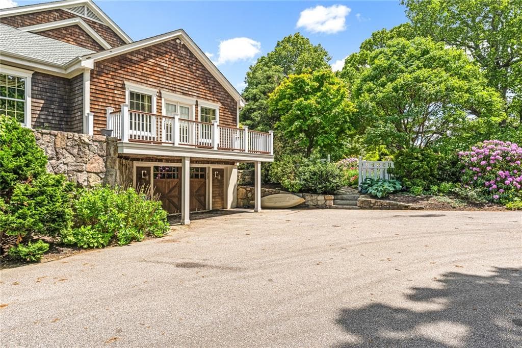 74 Oakwoods Drive photo 35