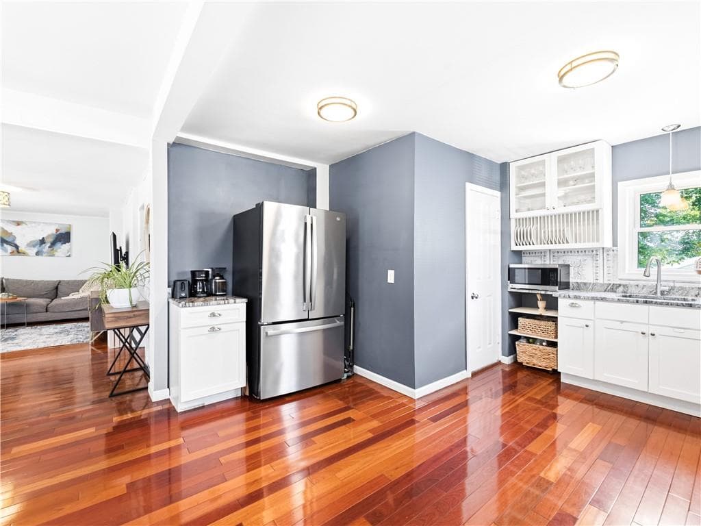 44 Ruth Avenue photo 13