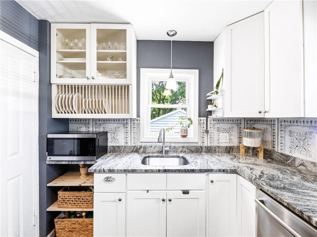 44 Ruth Avenue photo 17