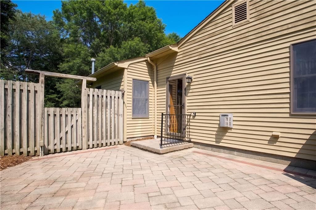 17 Crest Drive photo 47