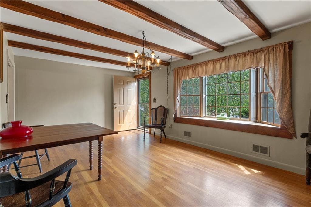 17 Crest Drive photo 9