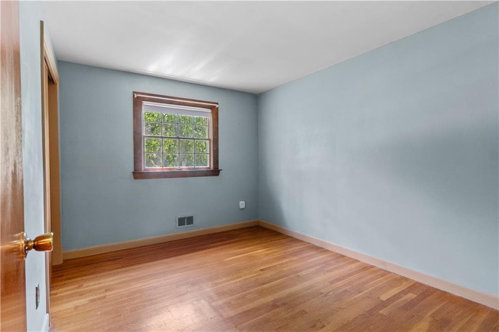 17 Crest Drive photo 35