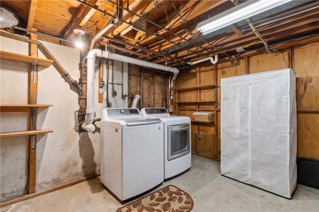 17 Crest Drive photo 39