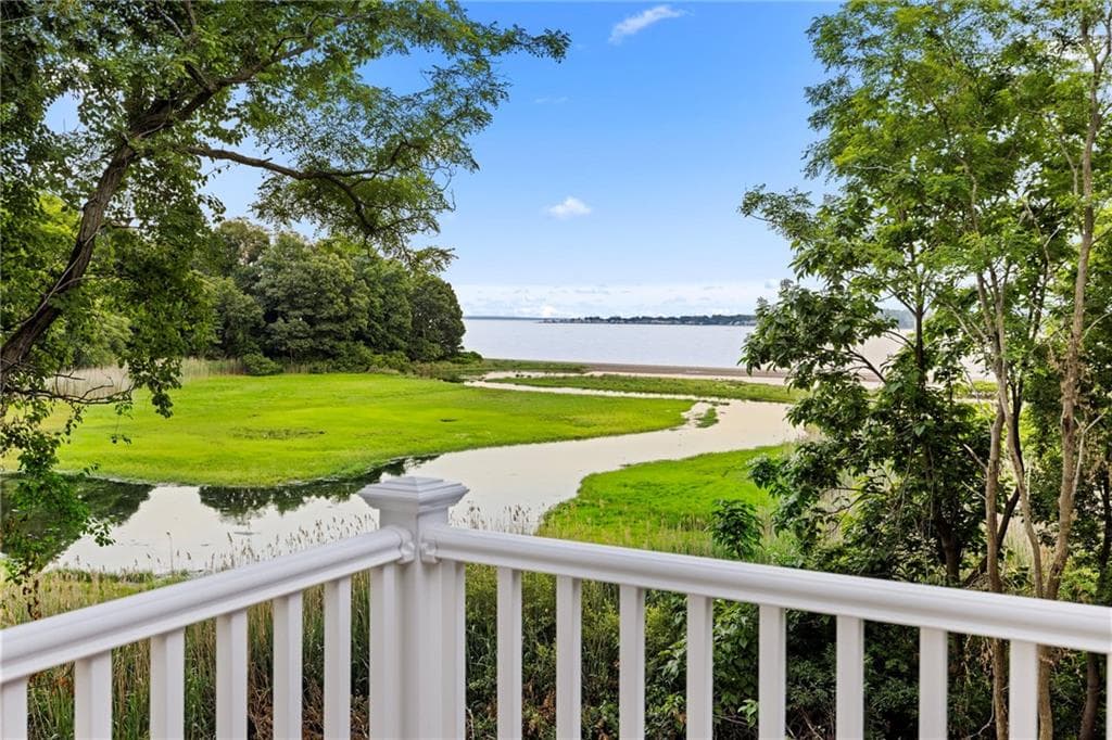 18 Pevear Avenue photo 2