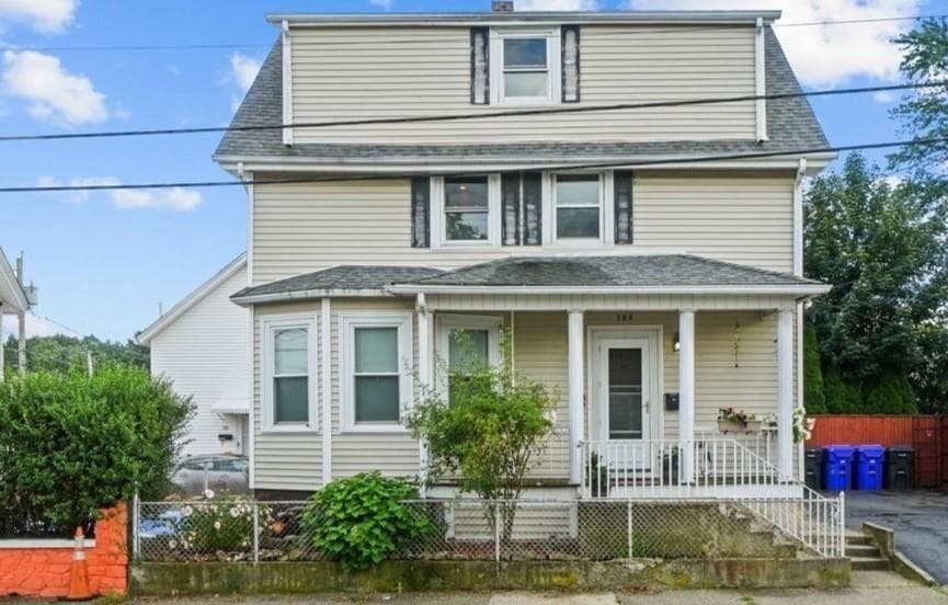 Multi Family at 128 Vincent Avenue, North Providence, photo 32 of 33