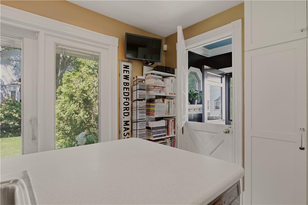 83 Malbone Road photo 18