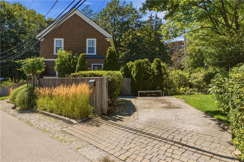 83 Malbone Road photo 39