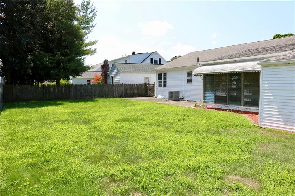 52 Kenyon Road photo 4