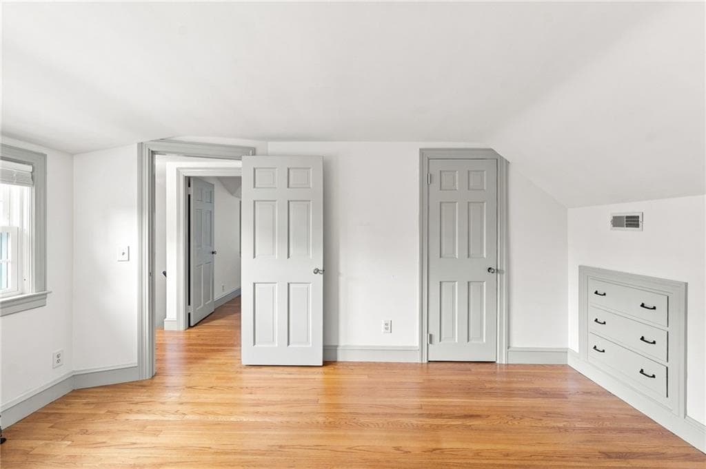 140 Myrtle Avenue photo 32