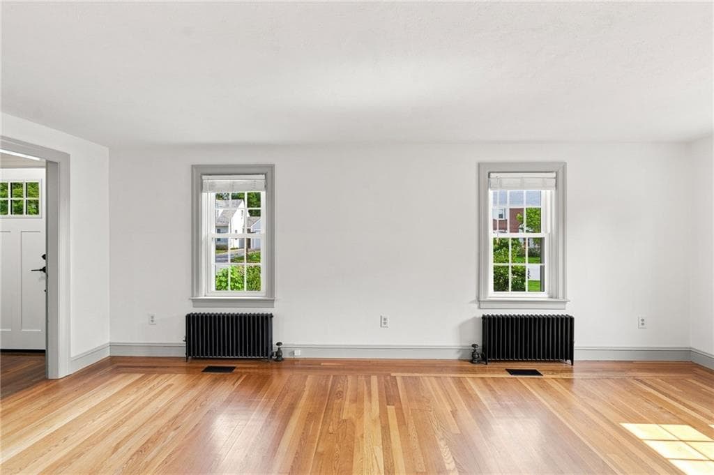 140 Myrtle Avenue photo 9