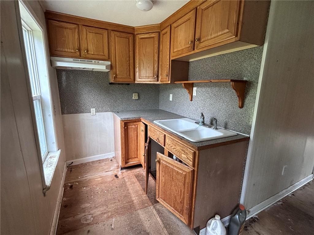 31 31A Phillips Hill Road photo 8