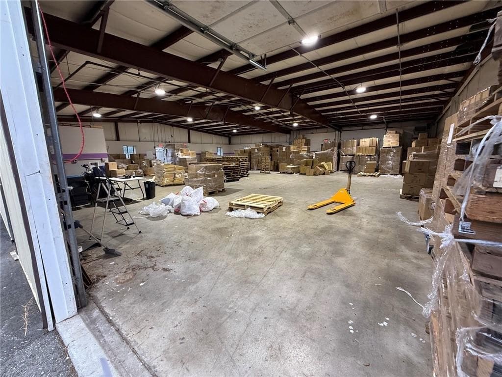 17 industrial Drive photo 5