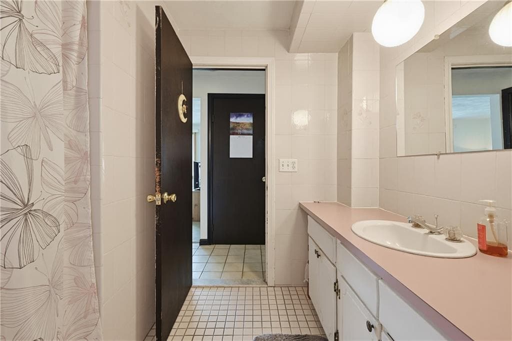 11 Lynde Street photo 13