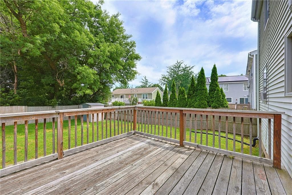 11 Lynde Street photo 4