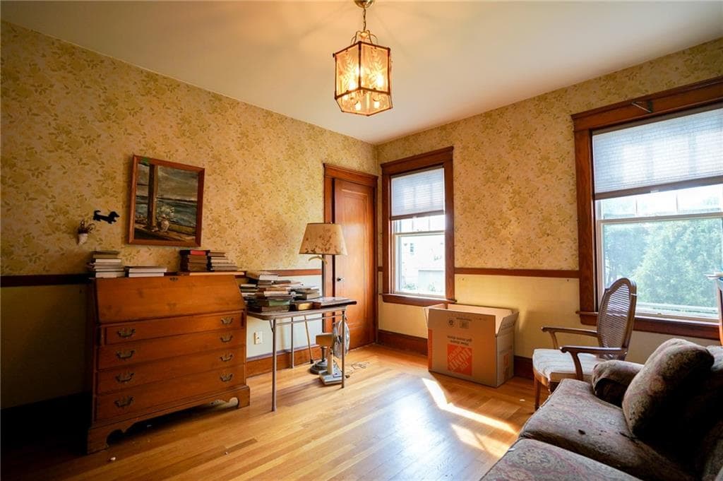 72 Boutwell Street photo 22