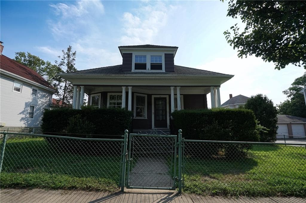 72 Boutwell Street