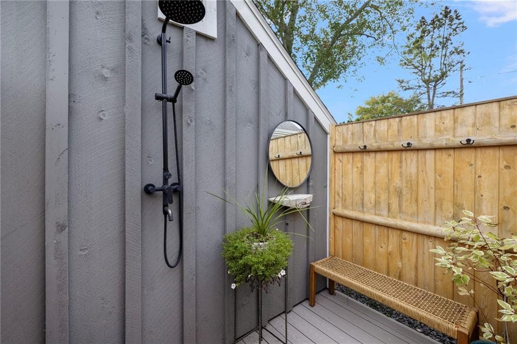 129 Fieldwood Avenue photo 36