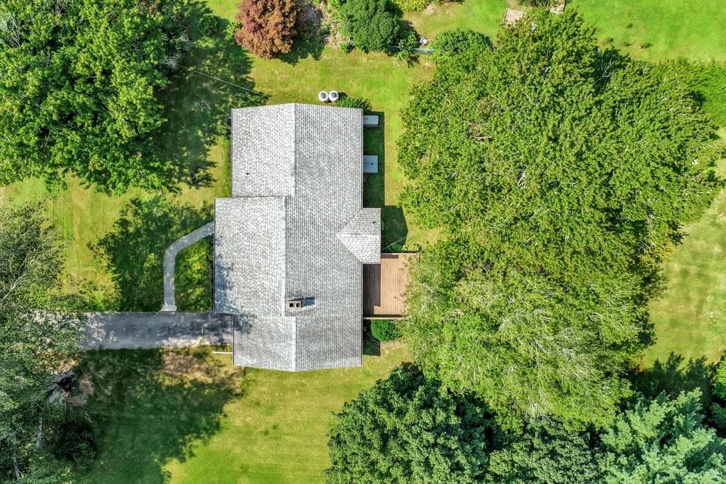 17 Lynn Lane photo 22
