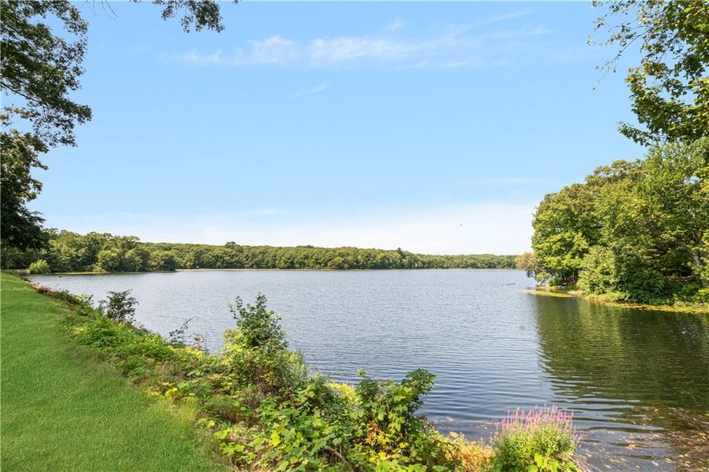 12 Woodlake Drive photo 37