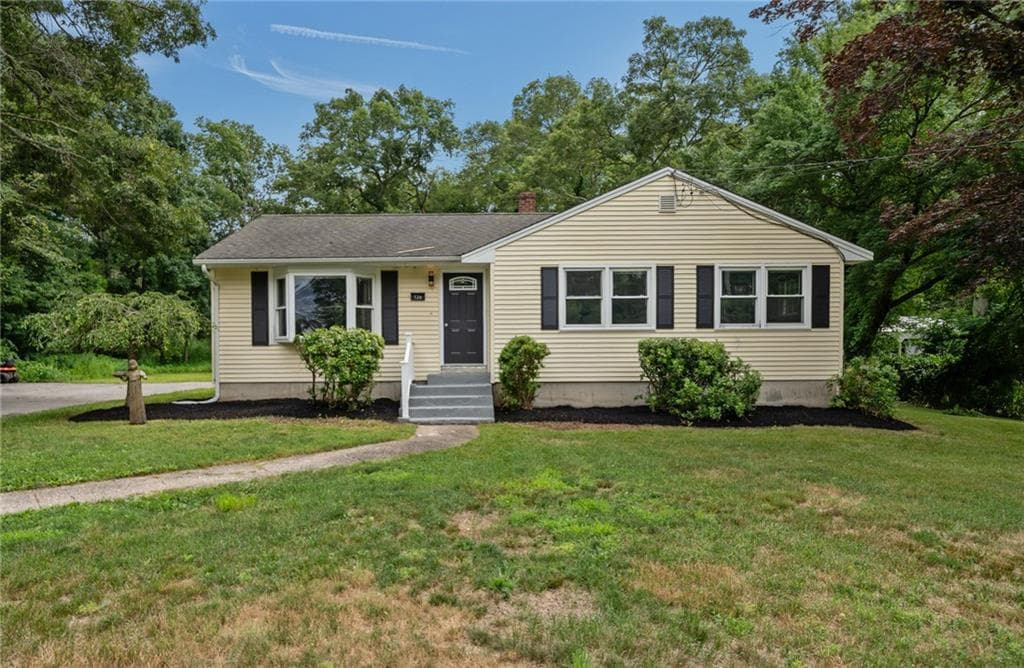 126 Alton Bradford Road