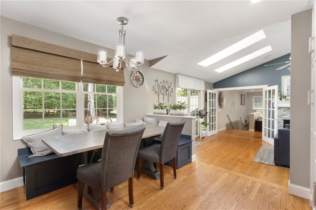 Single Family Residence at 25 Factory Pond Circle, Smithfield, photo 18 of 50