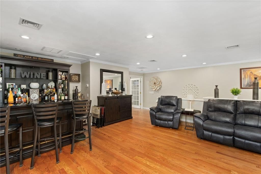 Single Family Residence at 25 Factory Pond Circle, Smithfield, photo 8 of 50