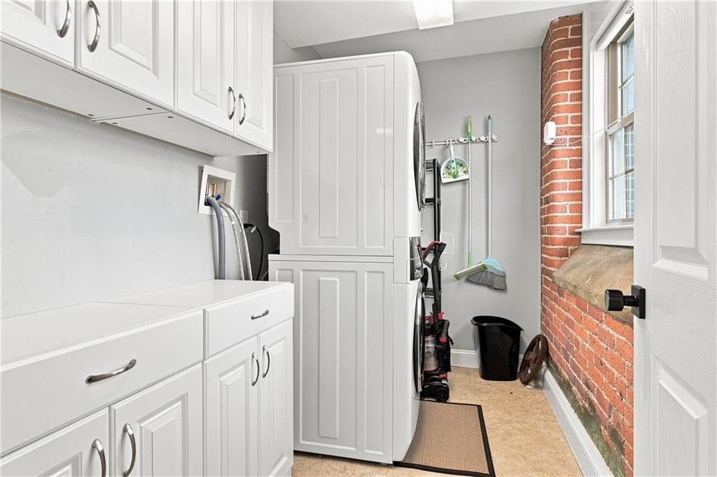 1 Tupperware Drive UNIT 221 photo 34
